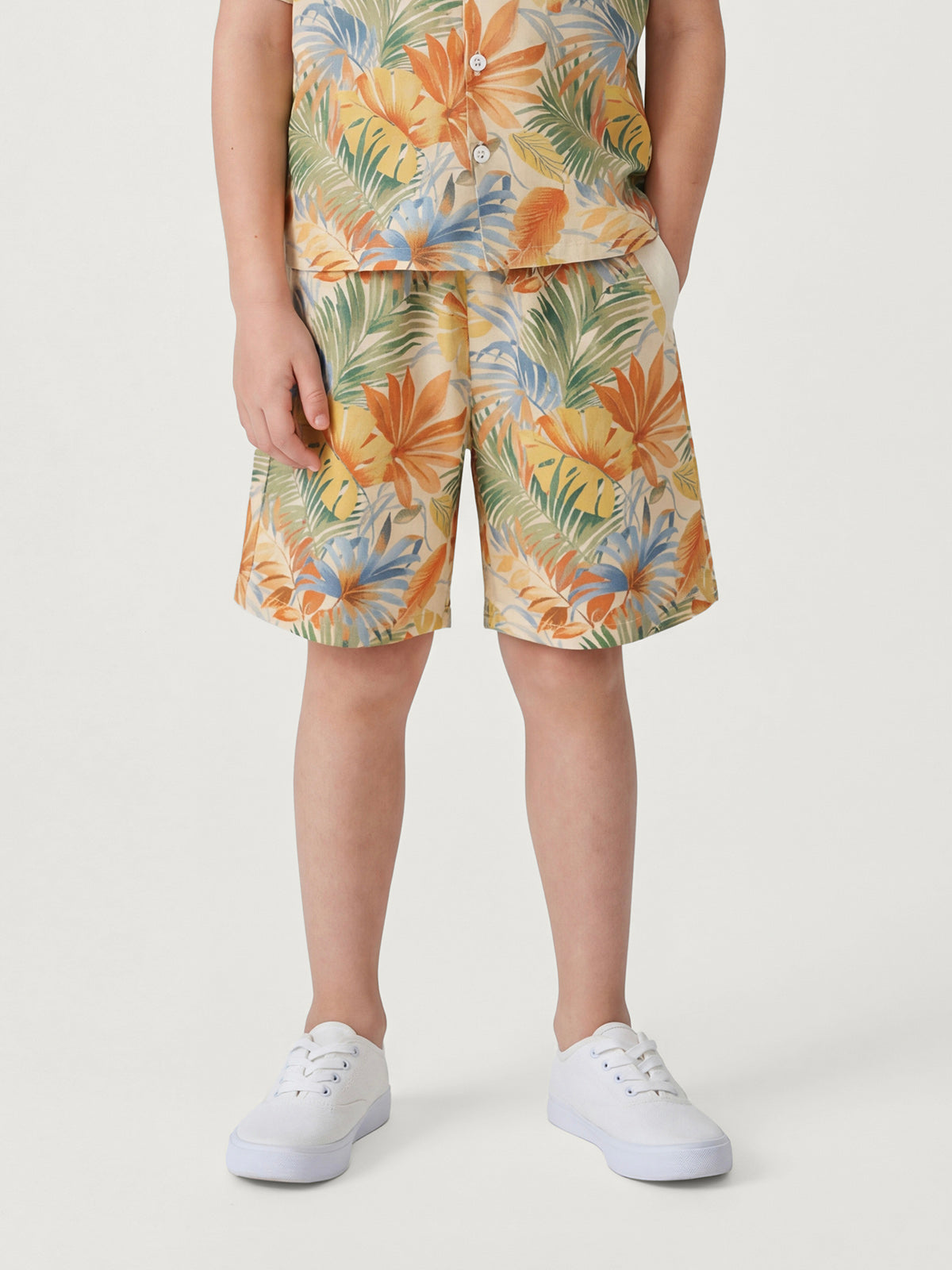 Sunny Escape Luftiges bedrucktes Hemd- und Shorts-Set für Kinder