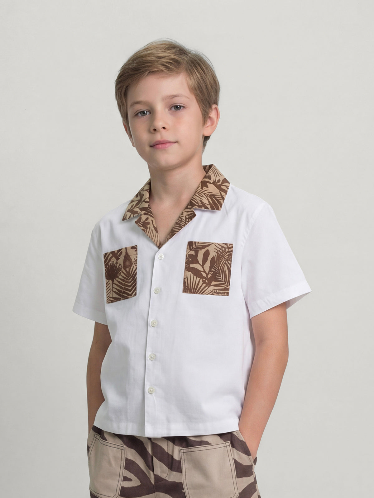 Sunny Escape Zebra gestreiftes Hemd- und Shorts-Set für Kinder